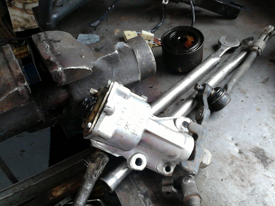 Рулевой механизм: ремонт рулевых тяг и наконечников