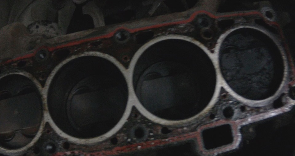 Замена клапана ваз 2112 16 клапанов цена. Загнуло клапана ВАЗ 2112 16 клапанов. Погнуло клапана на ВАЗ 2112 16 клапанов. Загнутые клапана на ВАЗ 2112. Загнутые клапана ВАЗ 2112 16 кл.