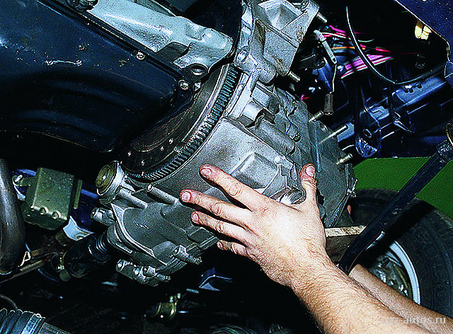 Как самому снять двигатель ВАЗ-2109 (карбюратор, инжектор)